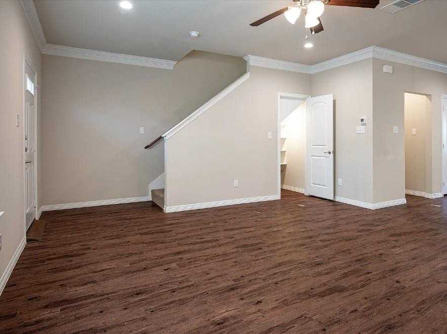 2705 Vine Ct - Photo 3 of 24