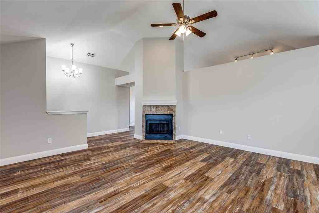 3814 Drakestone Ave - Photo 4 of 9