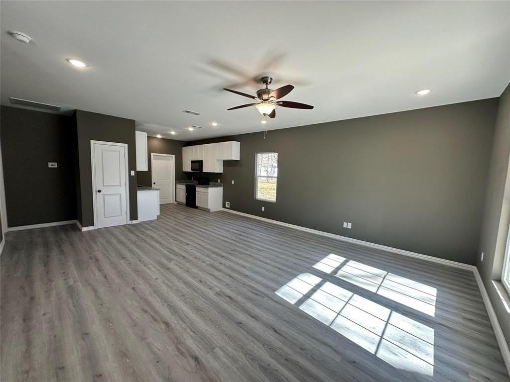 118 Red Bird Ln - Photo 2 of 11