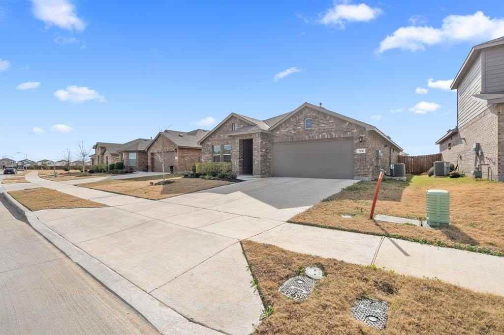 709 Mount Vista Ln - Photo 3 of 20