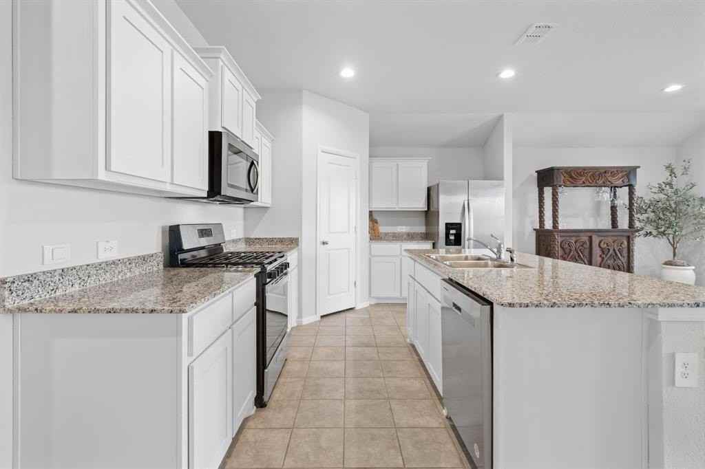 709 Mount Vista Ln - Photo 5 of 20