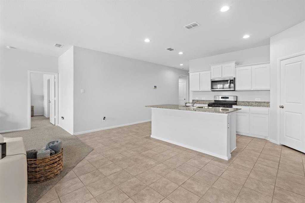 709 Mount Vista Ln - Photo 7 of 20
