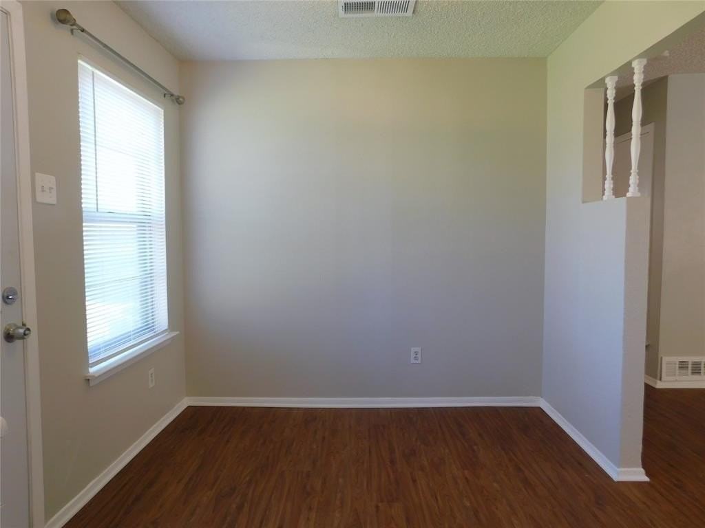 1705 White Oak Ct - Photo 6 of 18