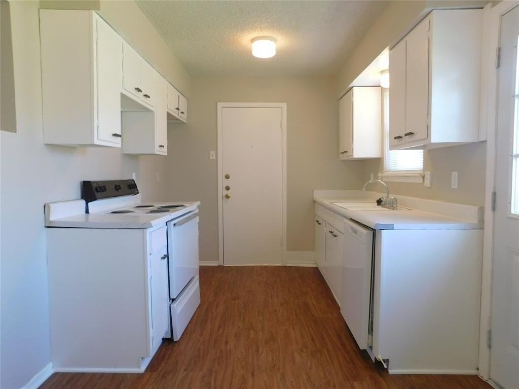 1705 White Oak Ct - Photo 7 of 18