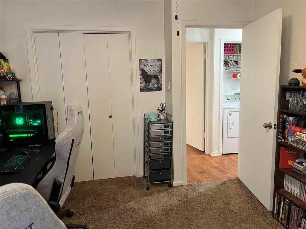 2214 Vanderbilt Ct - Photo 7 of 13