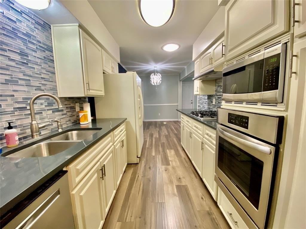 3773 High Vista Dr - Photo 6 of 10