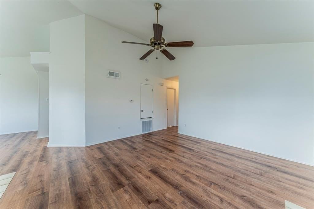 502 Prairie Dell St - Photo 4 of 16