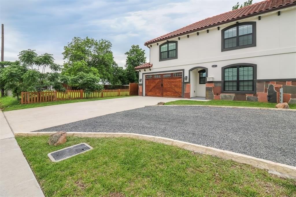 621 N Nursery Rd - Photo 2 of 40