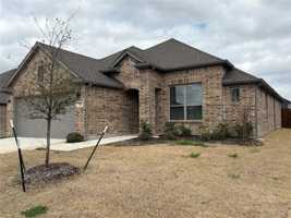 featured image of 320 Arcane St