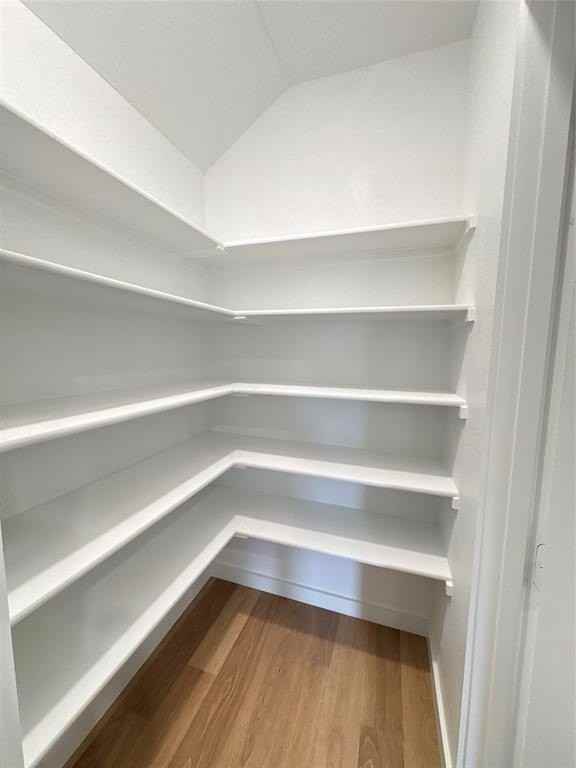 320 Arcane St - Photo 7 of 18