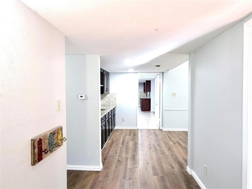 220 Park Meadow Way - Photo 2 of 21