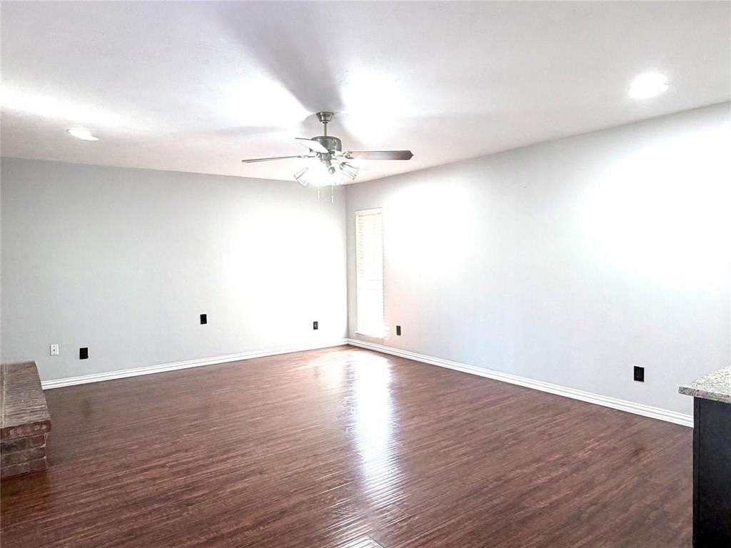 220 Park Meadow Way - Photo 4 of 21