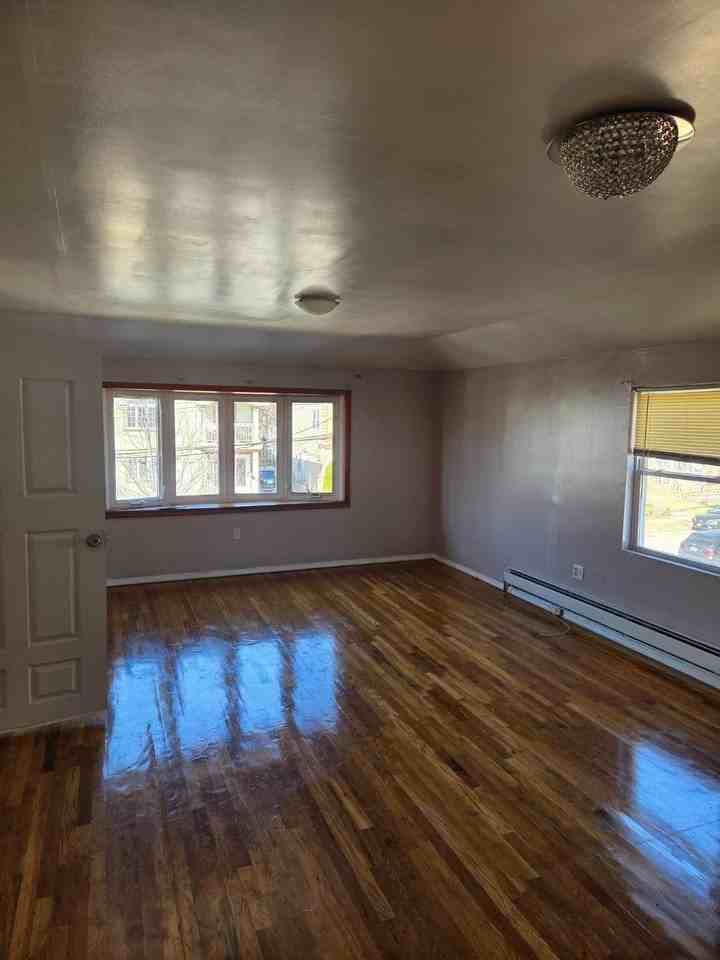 238 20 148 Drive - Photo 3 of 10