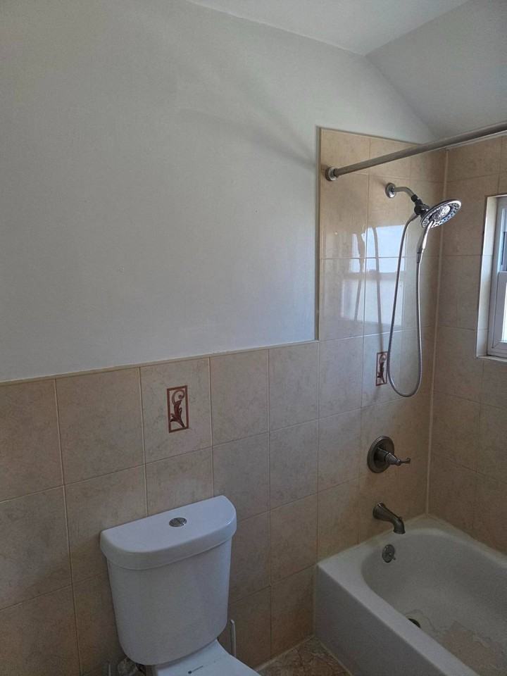 238 20 148 Drive - Photo 5 of 10