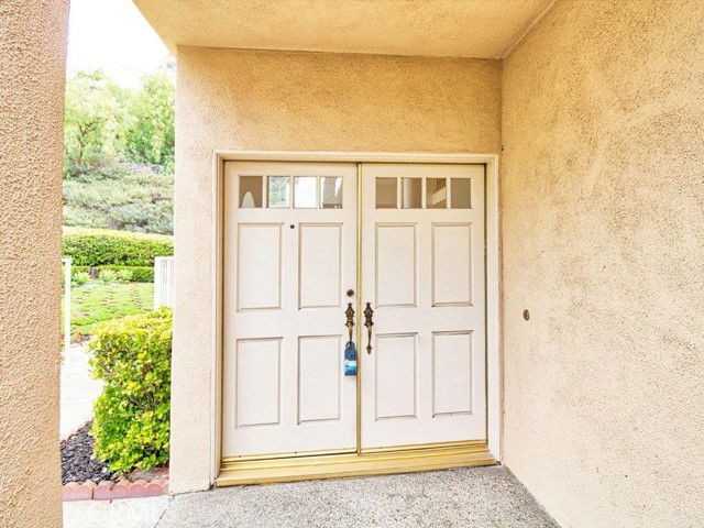 968 Calle Amable - Photo 3 of 8