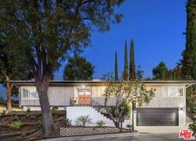 featured image of 3852 Sherview Dr