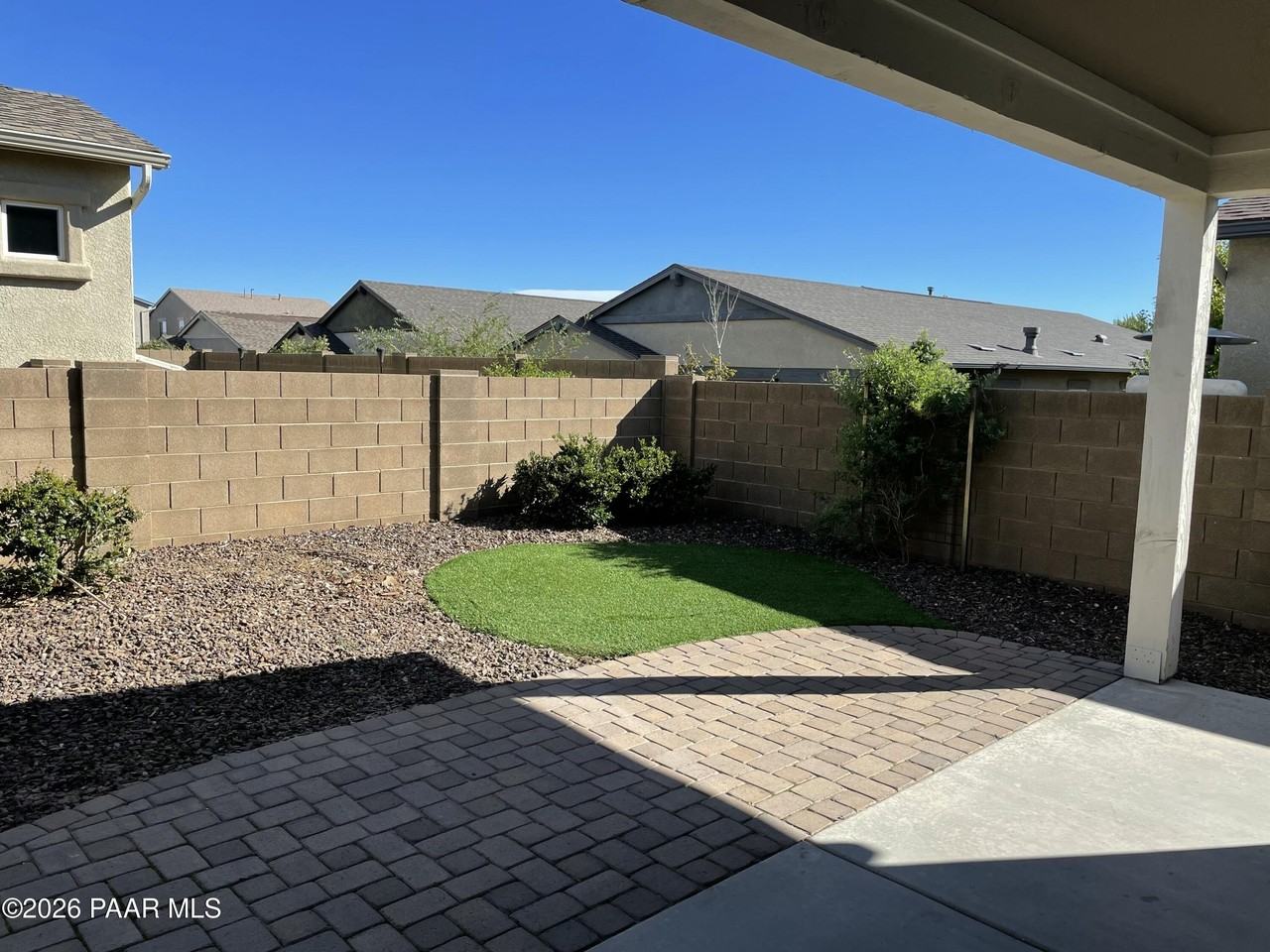 1420 Starling St - Photo 3 of 4