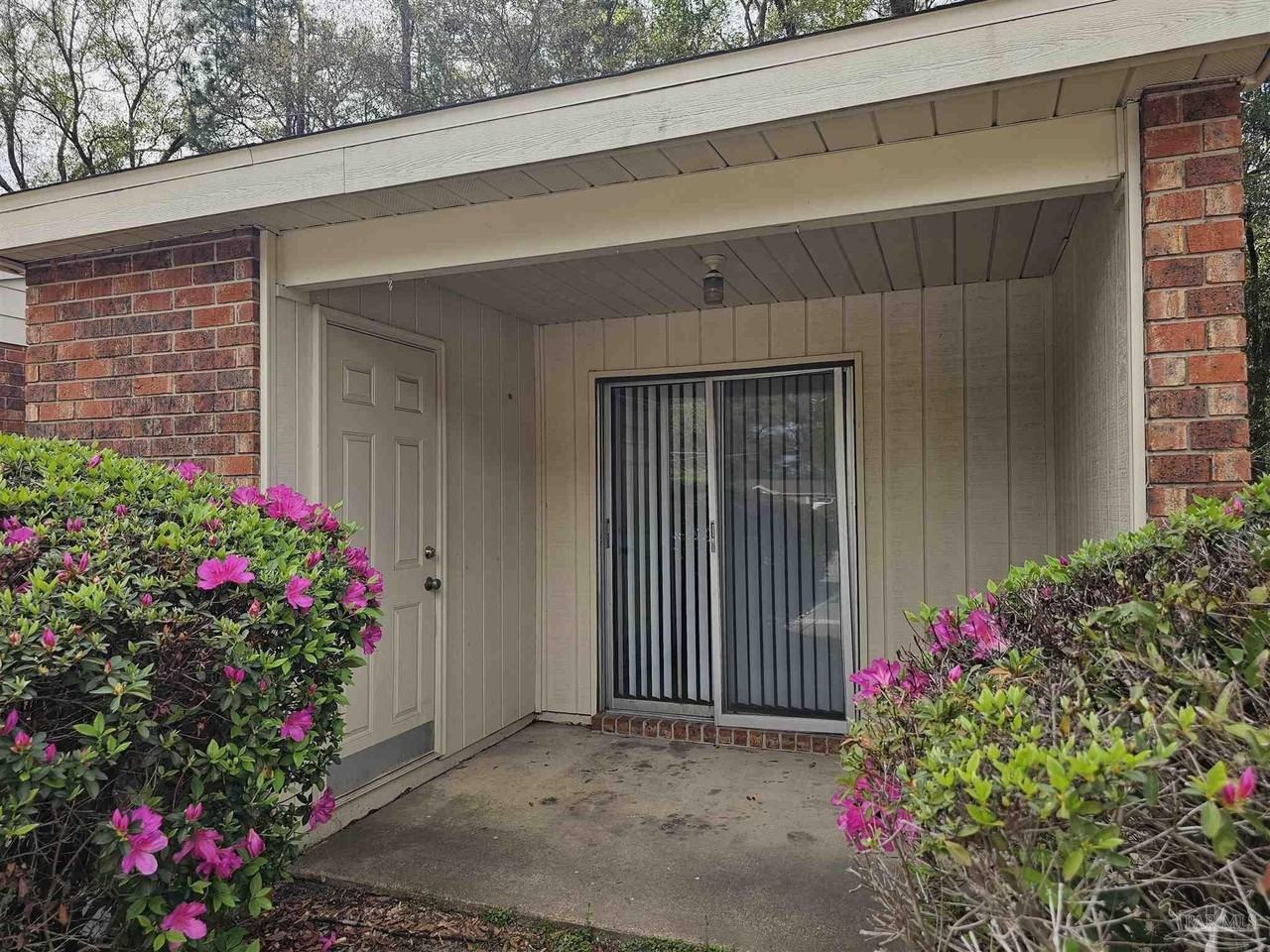 6288 Hamilton Bridge Rd Apt 704 - Photo 2 of 11