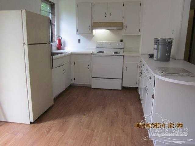 671 E Olive Rd Apt 9 - Photo 5 of 7