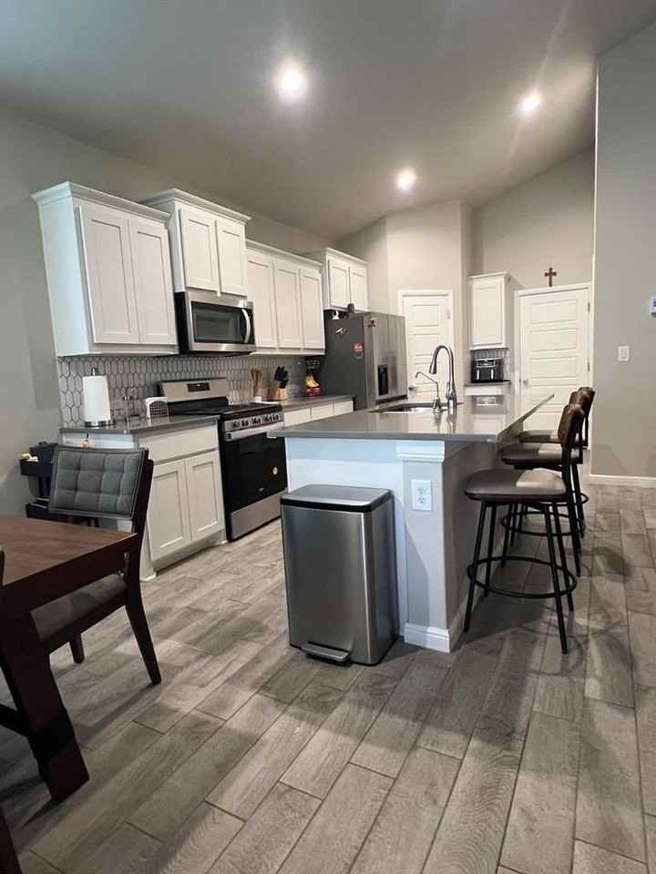 6 Los Campos Dr - Photo 5 of 20