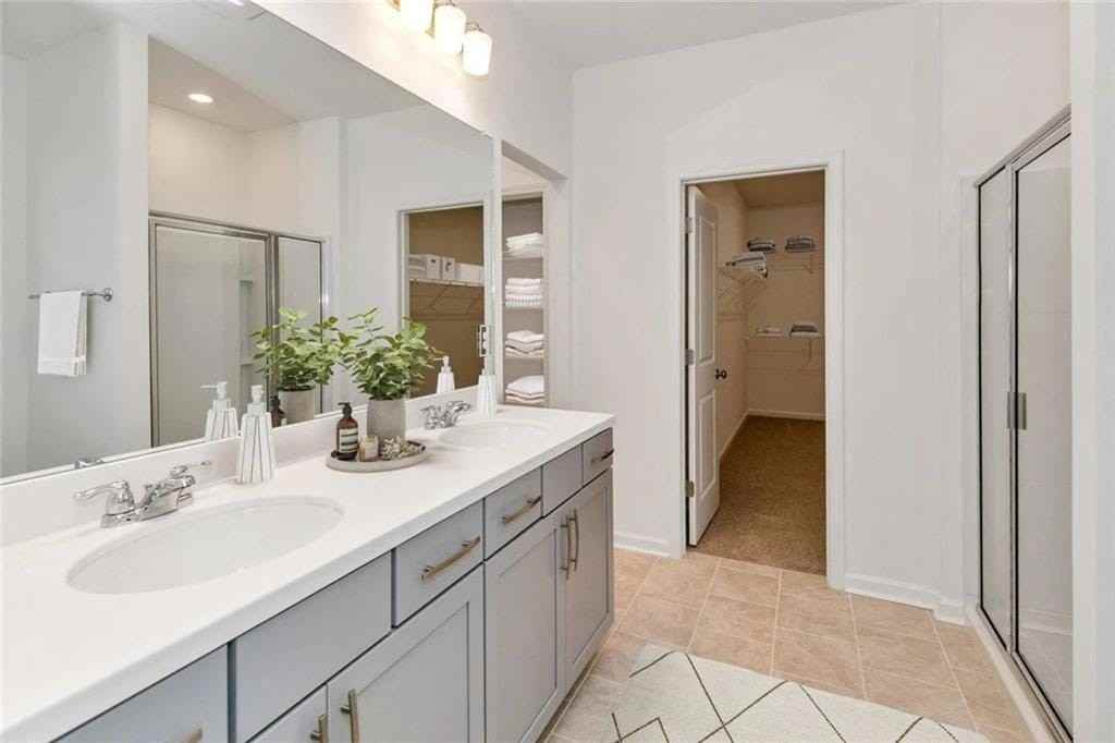 2066 Derrick Dr - Photo 7 of 8