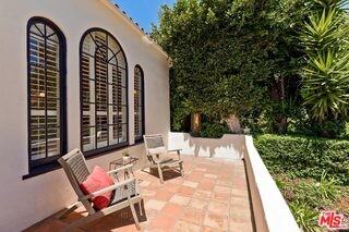 119 N Almont Dr - Photo 3 of 8