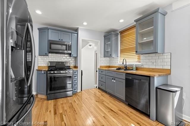 23000 Arlington St - Photo 7 of 35