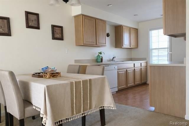 1125 Eureka Rd #202 - Photo 6 of 10