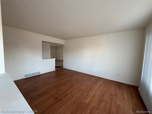 2009 Shady Dr - Photo 2 of 13