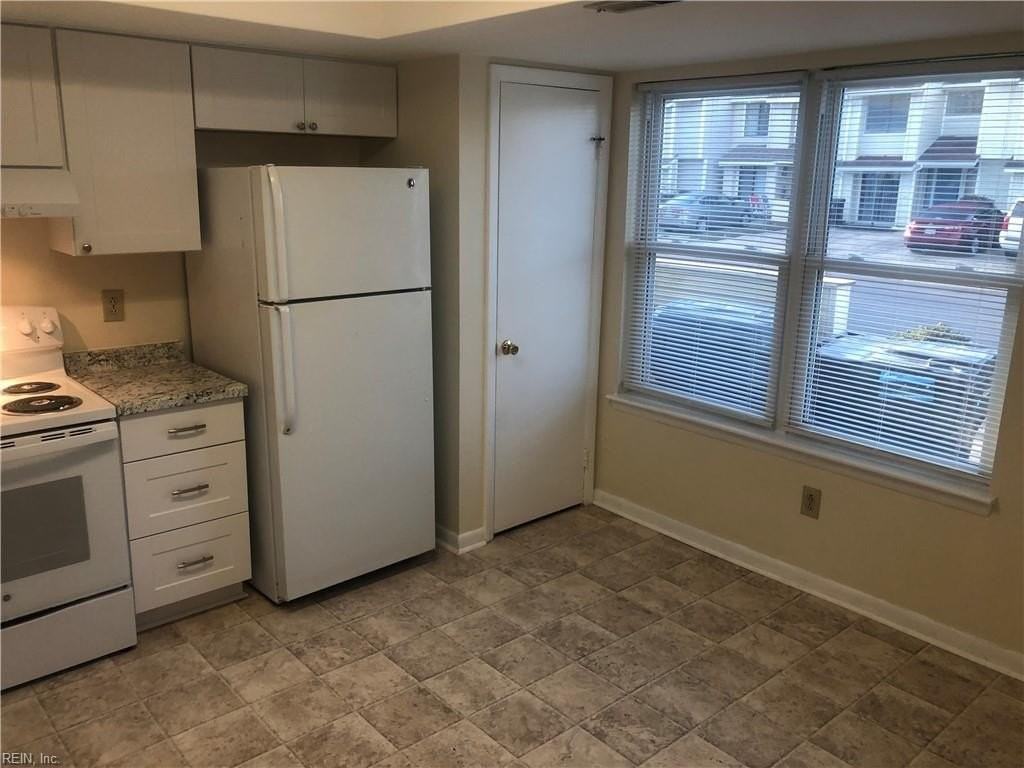 3632 Chimney Creek Dr - Photo 4 of 14