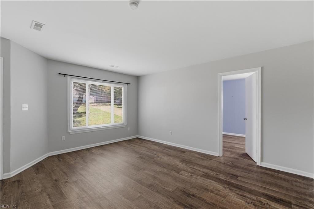 15 Arline Dr - Photo 3 of 33