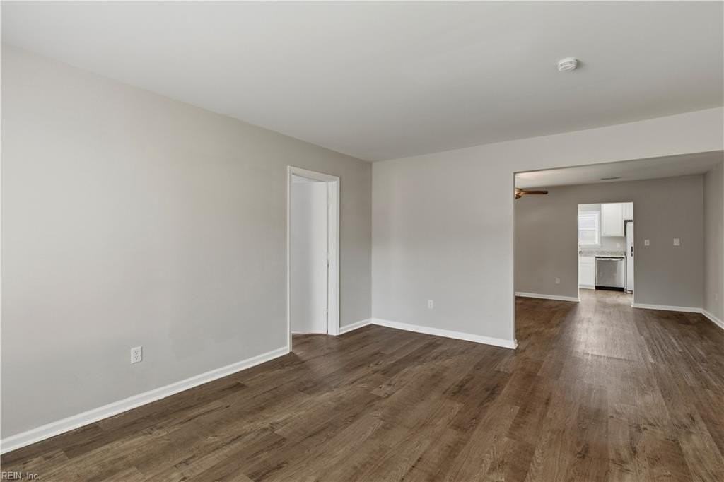 15 Arline Dr - Photo 4 of 33