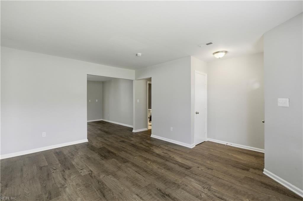 15 Arline Dr - Photo 5 of 33