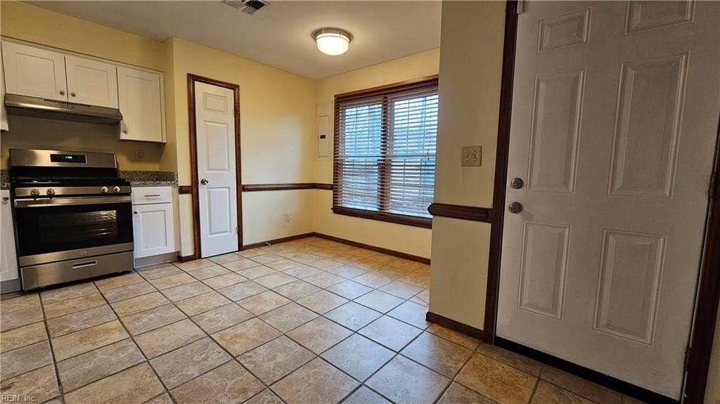 2031 Lyndora Rd - Photo 6 of 16