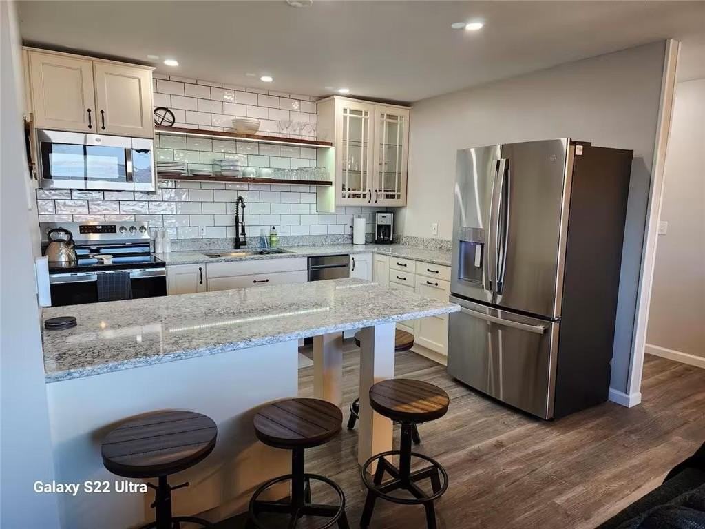 114 Lake Ave S #16 - Photo 7 of 23