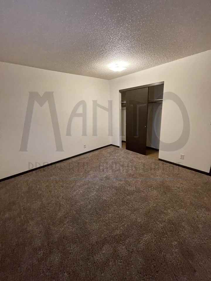 2115 E Liberty Ave - Photo 7 of 18