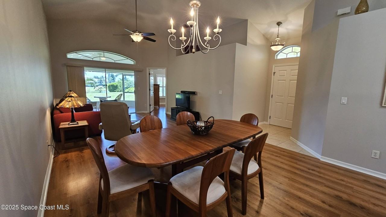 5324 Tay Ct - Photo 6 of 32