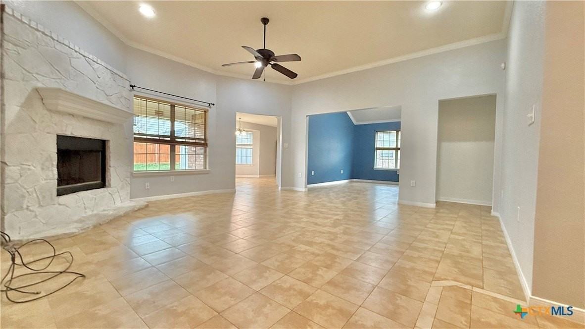 2107 Gail Dr - Photo 4 of 31