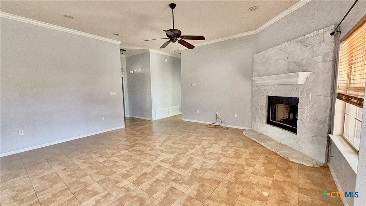 2107 Gail Dr - Photo 5 of 31