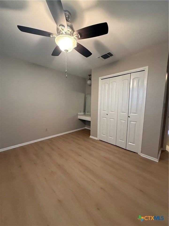 482 Kerlick Ln - Photo 3 of 8