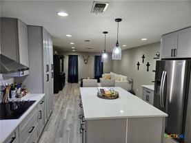 402 W Tanglewood Dr - Photo 1 of 1