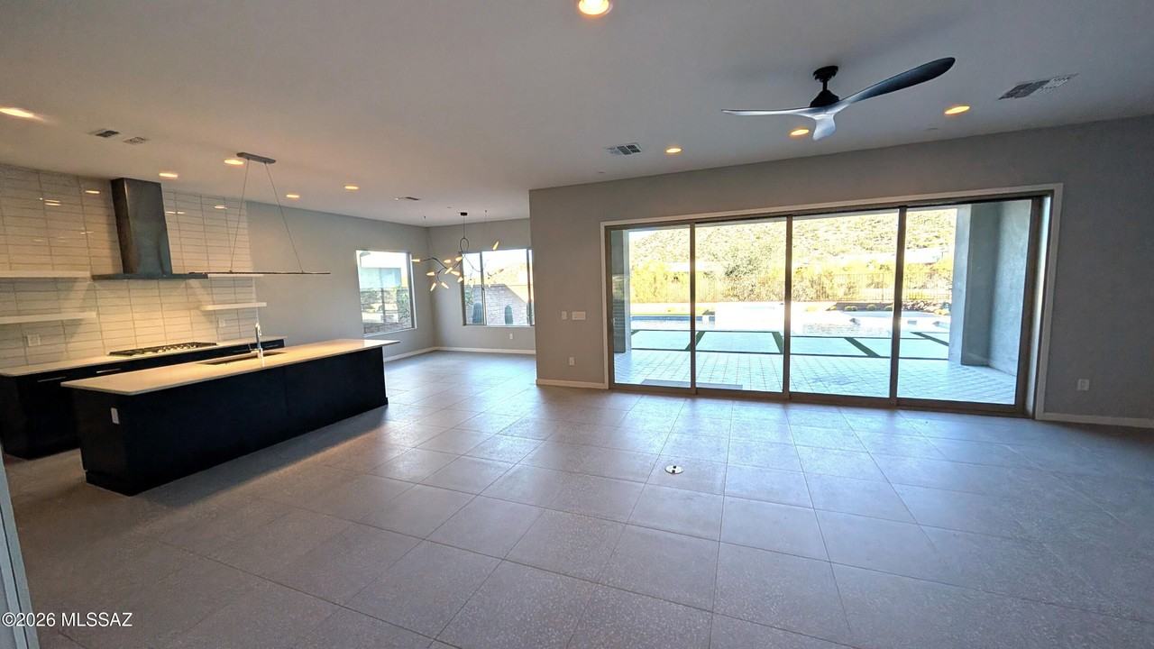 7062 W Patina Dr - Photo 4 of 28