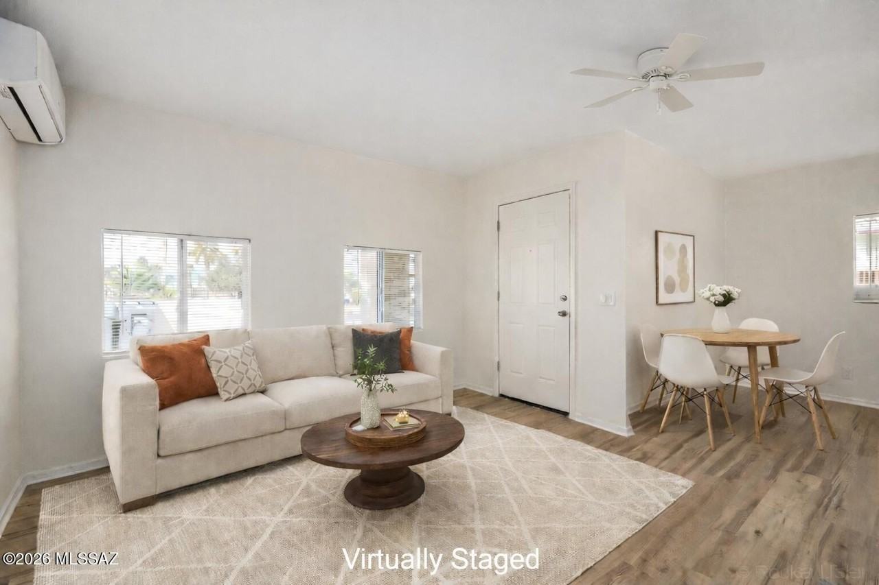 844 E Lee St Unit 1 - Photo 6 of 22