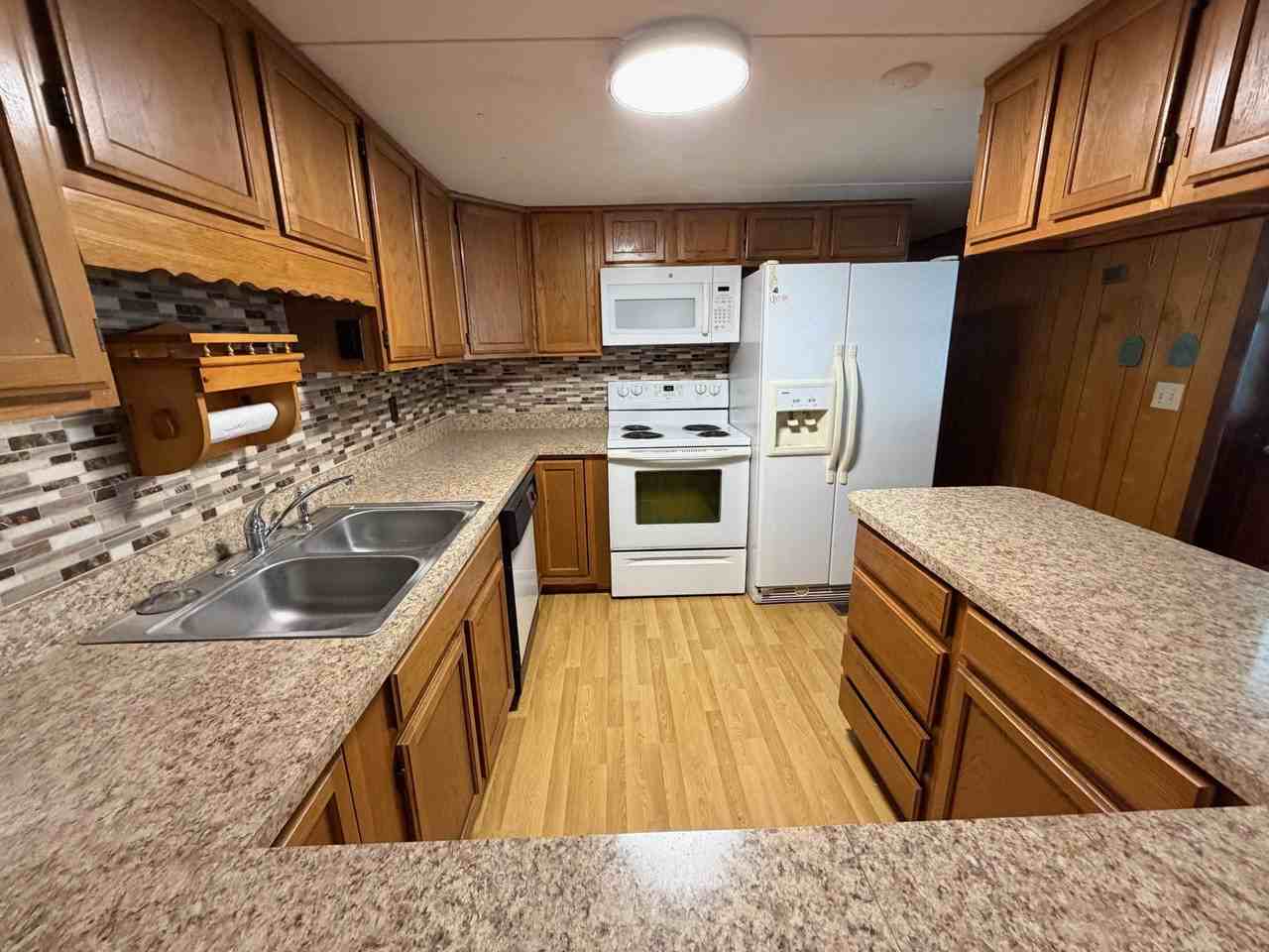 2689 Stricklands Ln - Photo 4 of 13