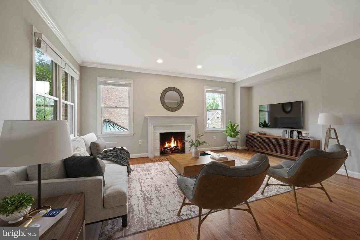 5108 Warren Pl Nw - Photo 4 of 39