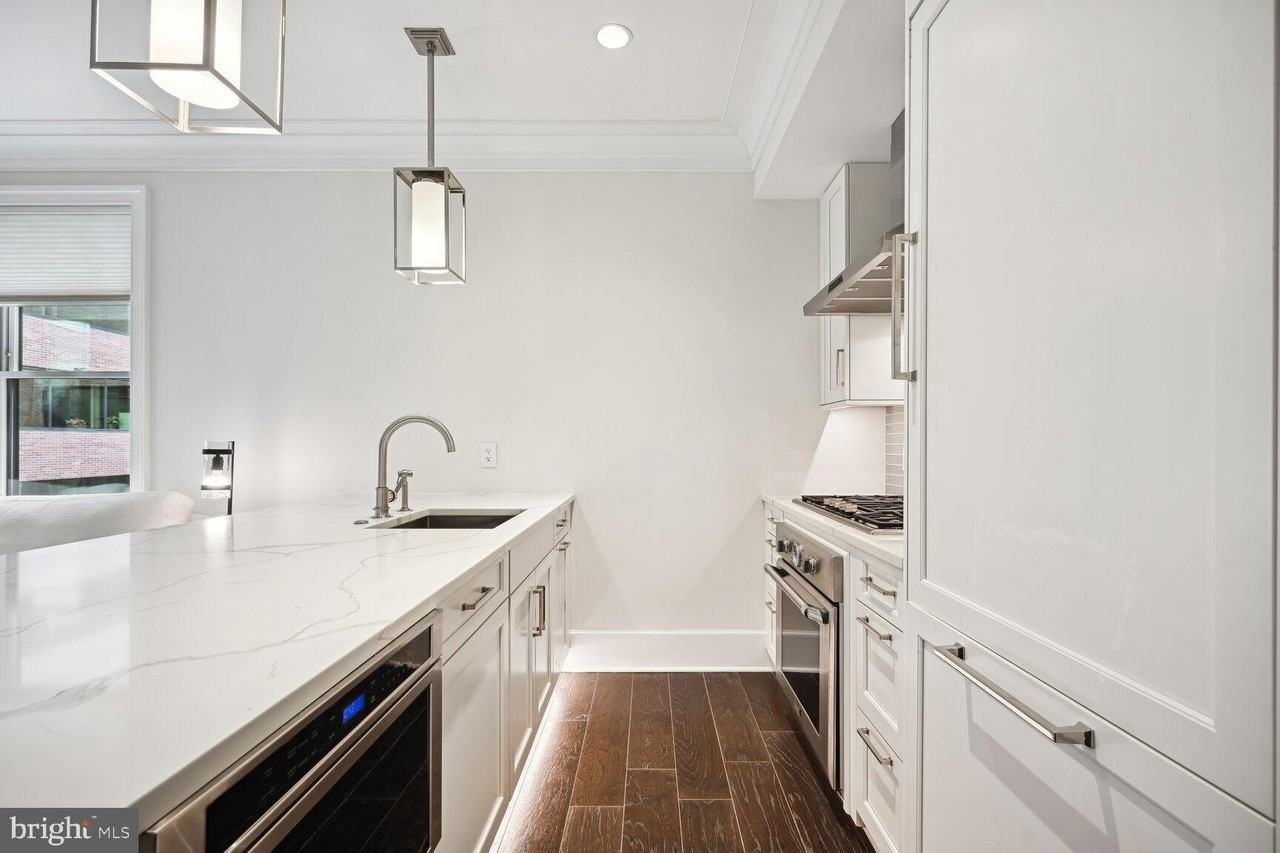 1108 16th St Nw Unit 604 - Photo 3 of 20