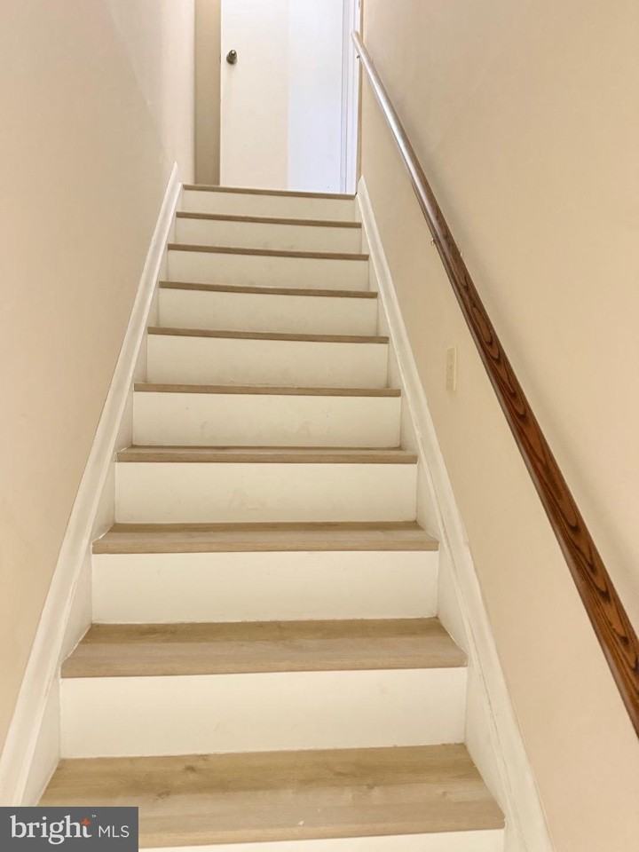 71 Chelmsford Ct - Photo 7 of 21