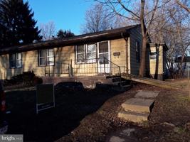 featured image of 239 Seneca Ave