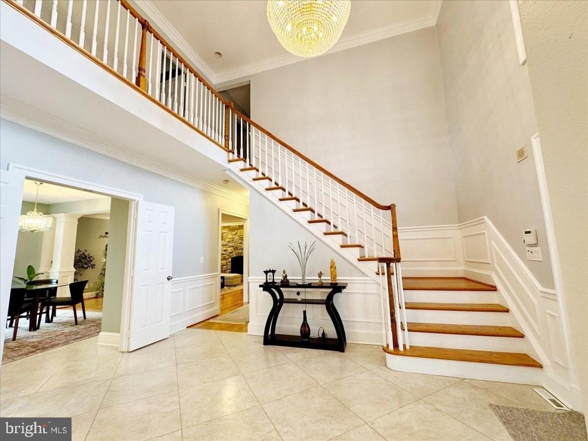 9917 Kendale Rd - Photo 5 of 39