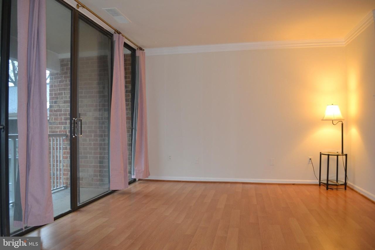 722 Quince Orchard Blvd Apt 201 - Photo 7 of 16